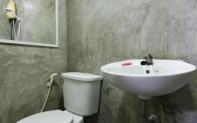 Roomquest Amphawa Vaylasamran Floating Market