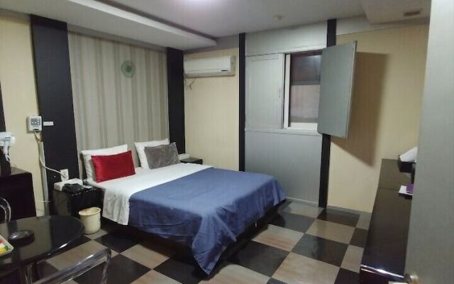 Boutique Hotel W