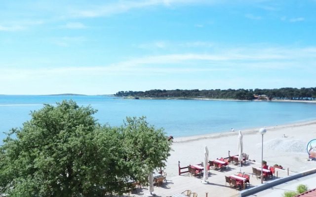 Real - 10 m From sea - A7
