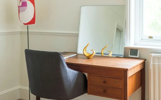 1BD Flat Stoke Newington Well Connected City Centre