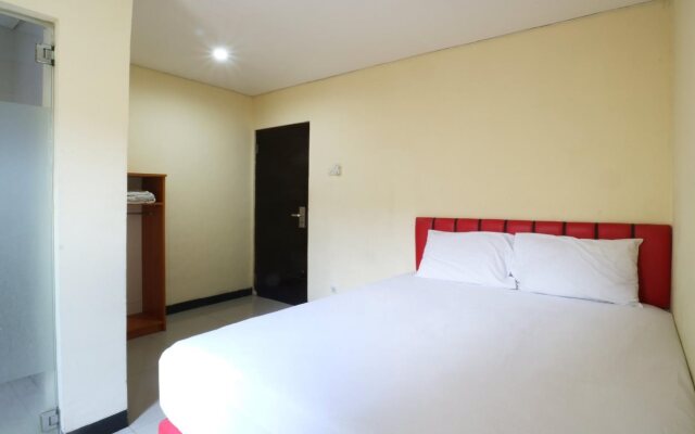 RedDoorz Plus @ Jalan Pemuda