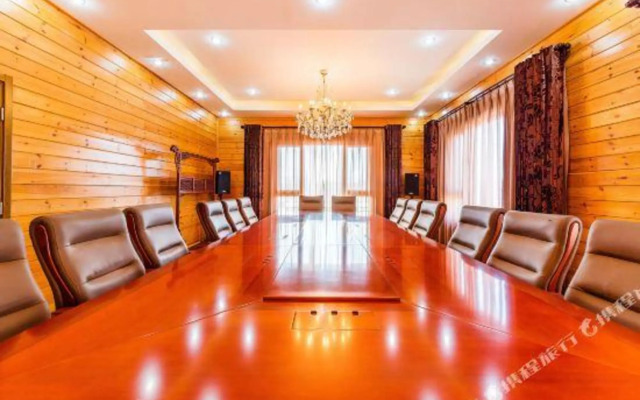 Succeed Hotel