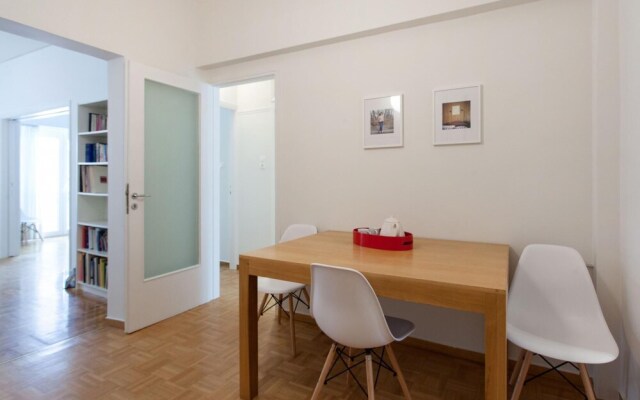 Beautiful 2 bdr Apartment 3 min From Acropolis Museum