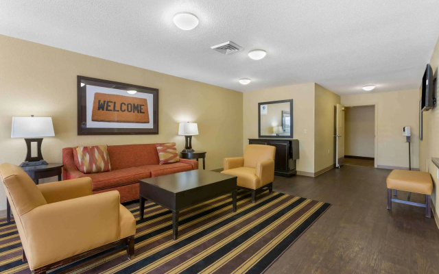 Extended Stay America Suites Toledo Maumee