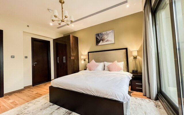 Unforgettable 1BR Burj Khalifa Views