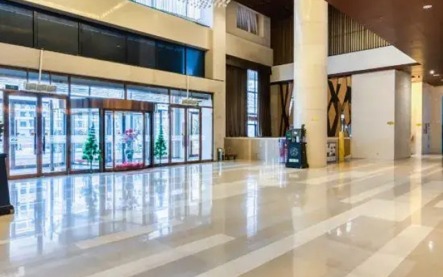 Legend International Hotel