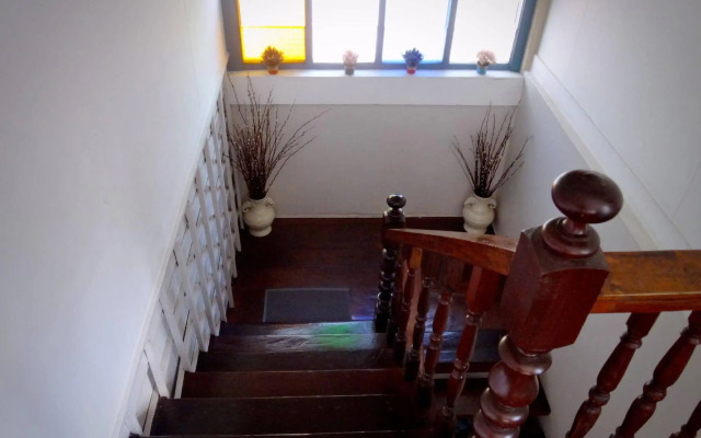 Stay With Me Guesthouse