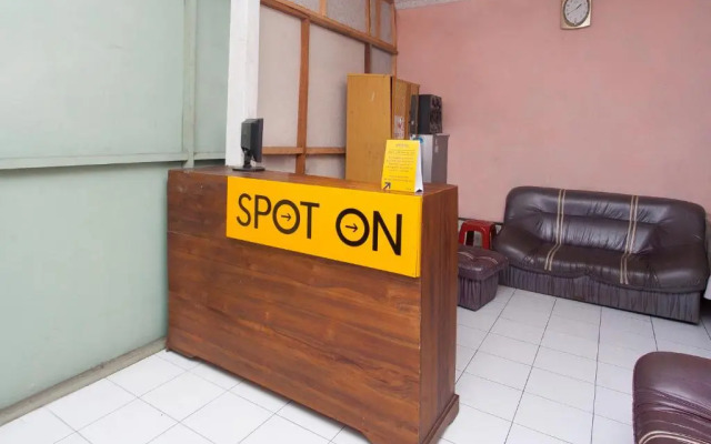 SPOT ON 2830 Azka Guest House Syariah