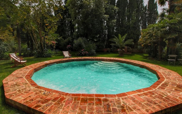 Panoramic Tuscan Villa