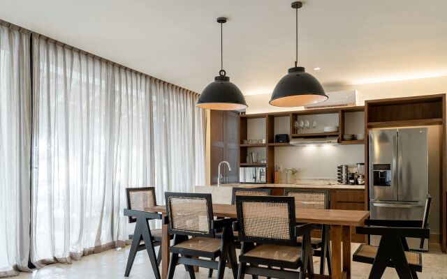 Regina Jungle Penthouse | Beach Club | Puerta Azul