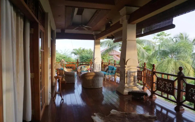 Gunung Paradis Retreat