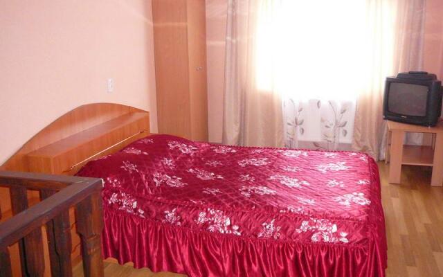 На Весенней