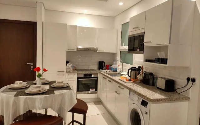 Elegant Lagoon View One-bedroom