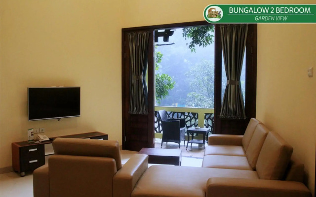 Taman Safari Lodge