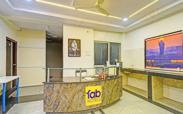 Fabhotel Aig Broholic