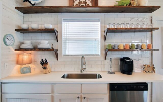 Lemon Chill 609 by RedAwning