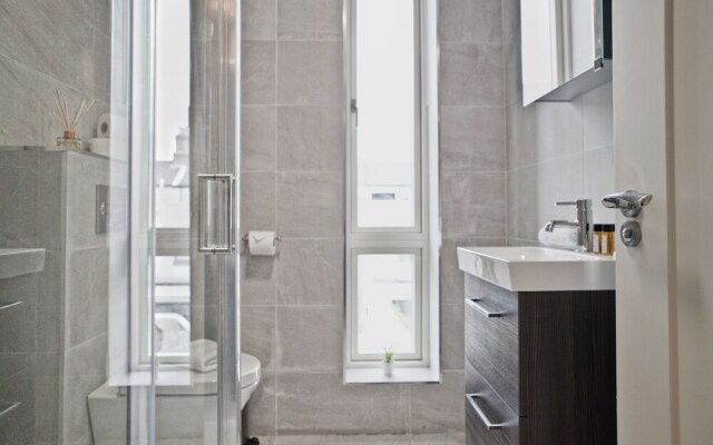 The Edge Suite by 5STARSTAY