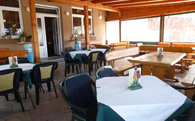 Apartments Adria