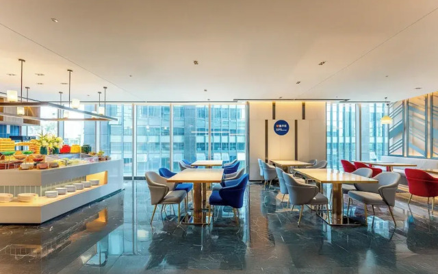 Holiday Inn Express Shenzhen Guangming by IHG