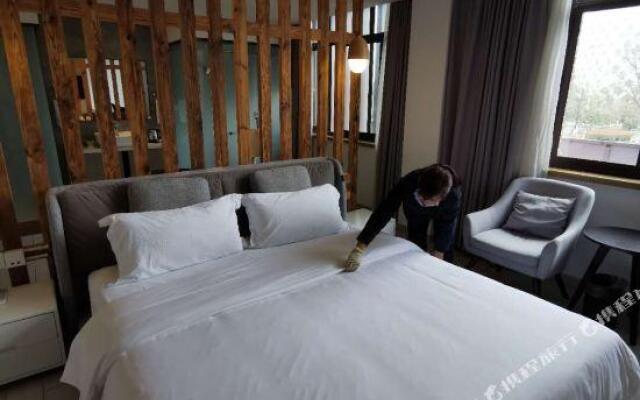 Zizhu Xintiandi Hotel