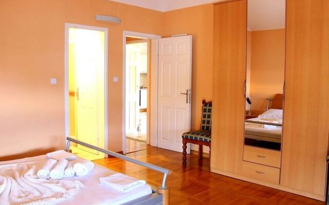 Oaza Apartmani Primosten
