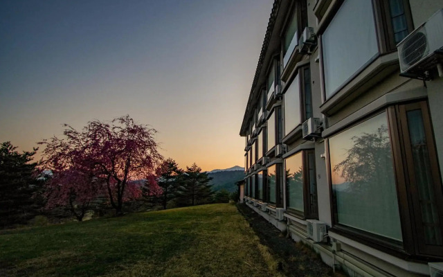 Tsumagoi Prince Hotel