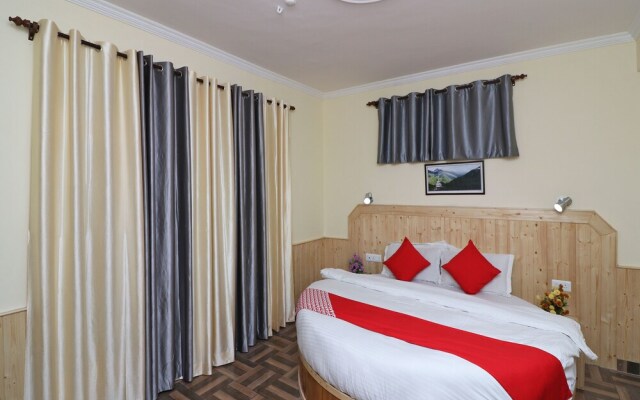 OYO 13715 Home Exotic River View Naggar Road