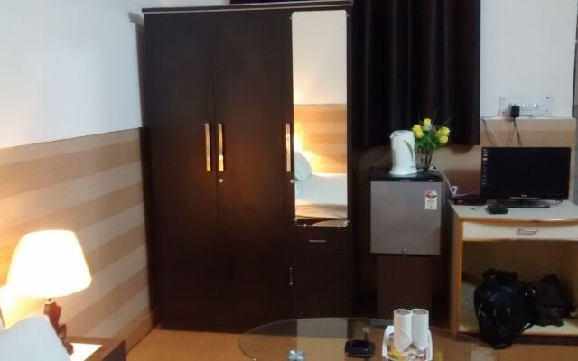 Hotel Mangalam Palace - Lucknow Airport