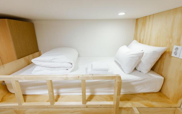 Step Inn Myeongdong 2 - Hostel