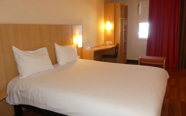 ibis Istres Trigance