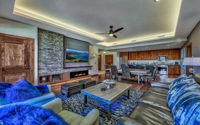 Luxury 3Br Residence steps from Heavenly Village & Gondola 3 Bedroom Condo by RedAwning