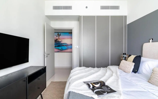 The Smart Concierge - Sunrise Bay tower 1
