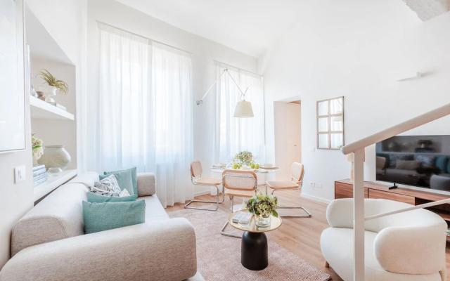 Letizia Penthouse in Lucca