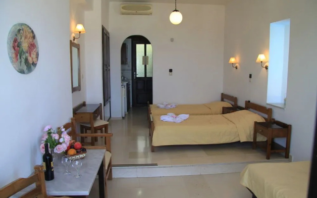 Hermes Apartments