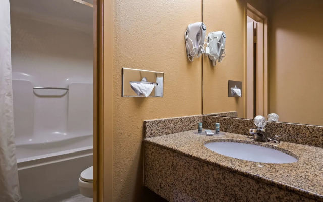 Best Western University Inn