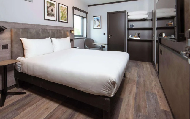 Ibis Styles London Gatwick Airport