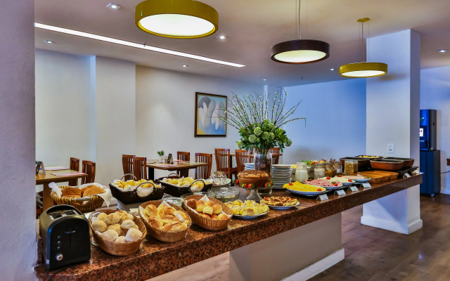 Copacabana Suites By Atlantica Hotels