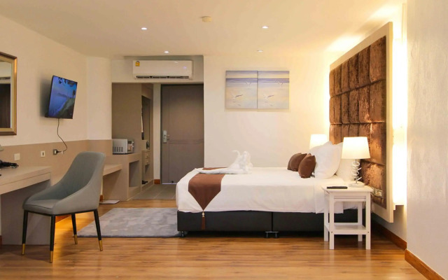 Pooh Beach Resort & Spa