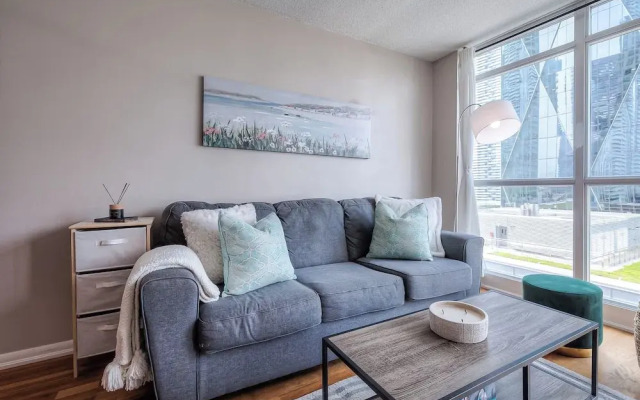 The Yonge Boutique Suites