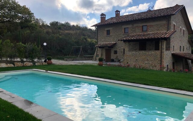 Villa With 5 Bedrooms In Pieve Santo Stefano With Private Pool And Wifi