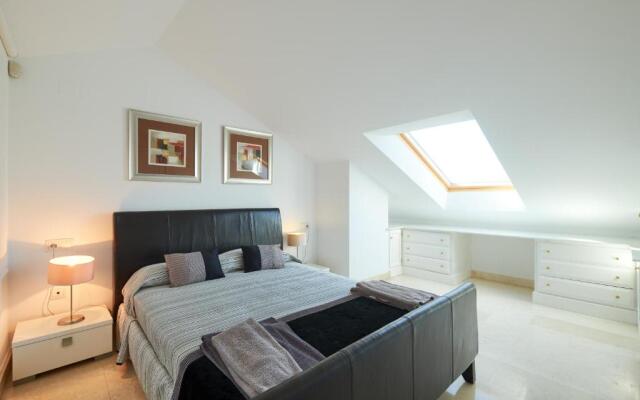 4 Bedroom Apartment in Noray, San Pedro Beach