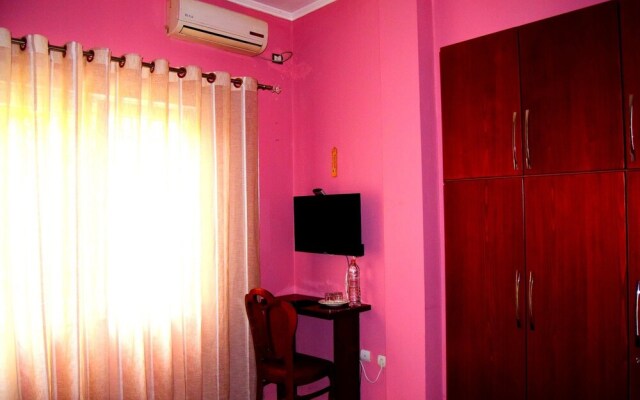 VILA LILI Guest House - Berat