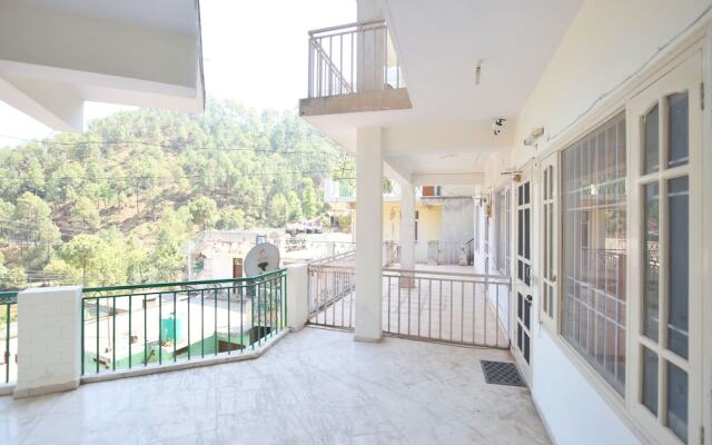 OYO 14084 Home Hill View Studio Barog