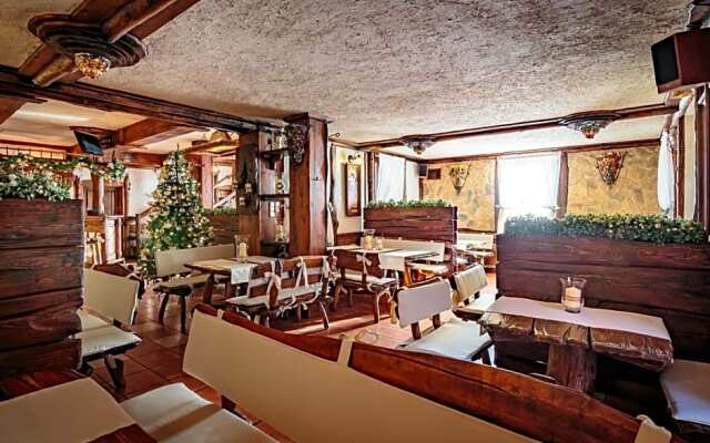 Hotel - Karczma Klimtówka