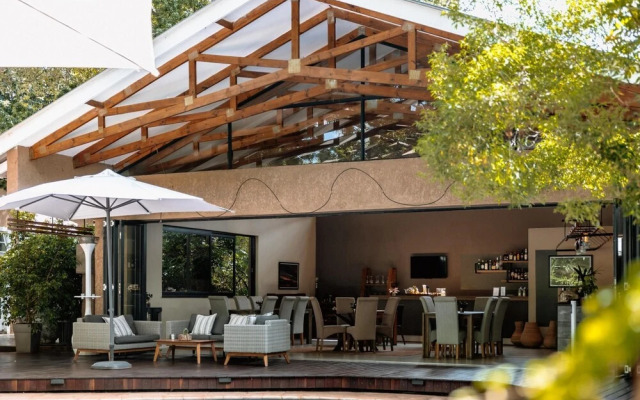 The 5 Sandalwood Lodge is Situated in Mount Pleasant - 2019