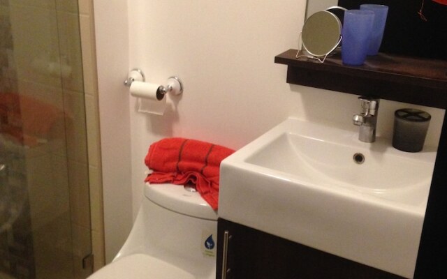 Perfectly located room near SJO Intl