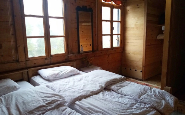 Demircioglu Pokut Dag Evi