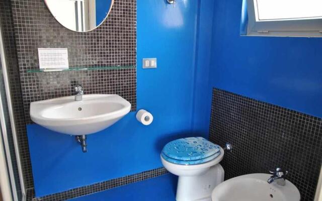 ATTICO BLU monolocale a 50 mt dal mare