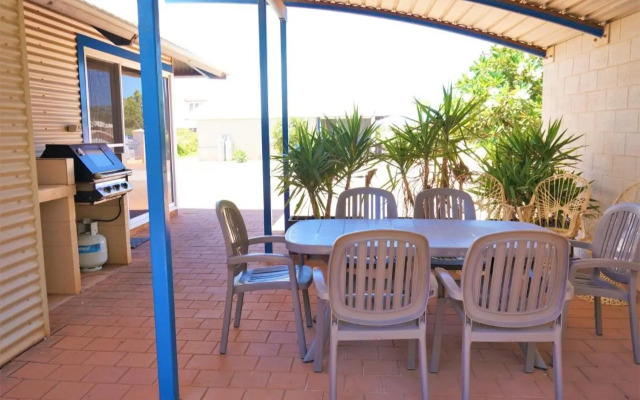 Osprey Holiday Village Unit 222 1 Bedroom