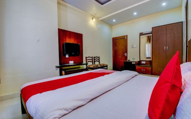 OYO 19146 Raghav Palace